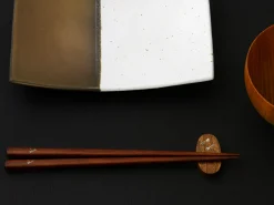 ORYOKI Essstäbchen Set mit Ablage Tonbo, Granadillo