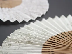 ORYOKI Handfächer Eien, beige