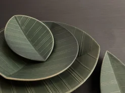 ORYOKI HAZARA Leaf Banryoku, Keramik-Schale, grün