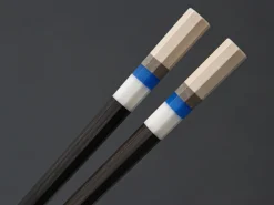 ORYOKI Japanische Essstäbchen Aoyama Blue, Ebenholz, mit Ablage