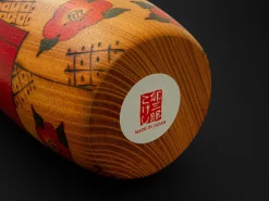 ORYOKI Kokeshi: Dekofigur Kantsubaki